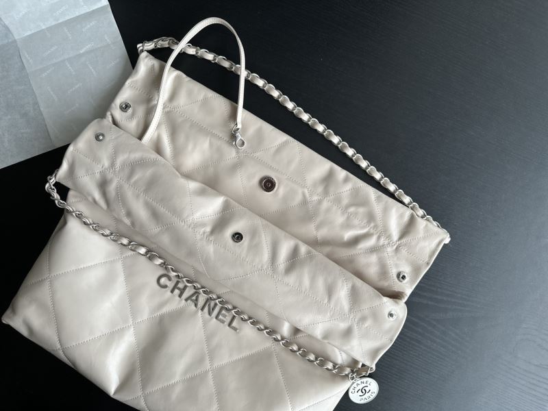 Chanel Hobo 22 Bags